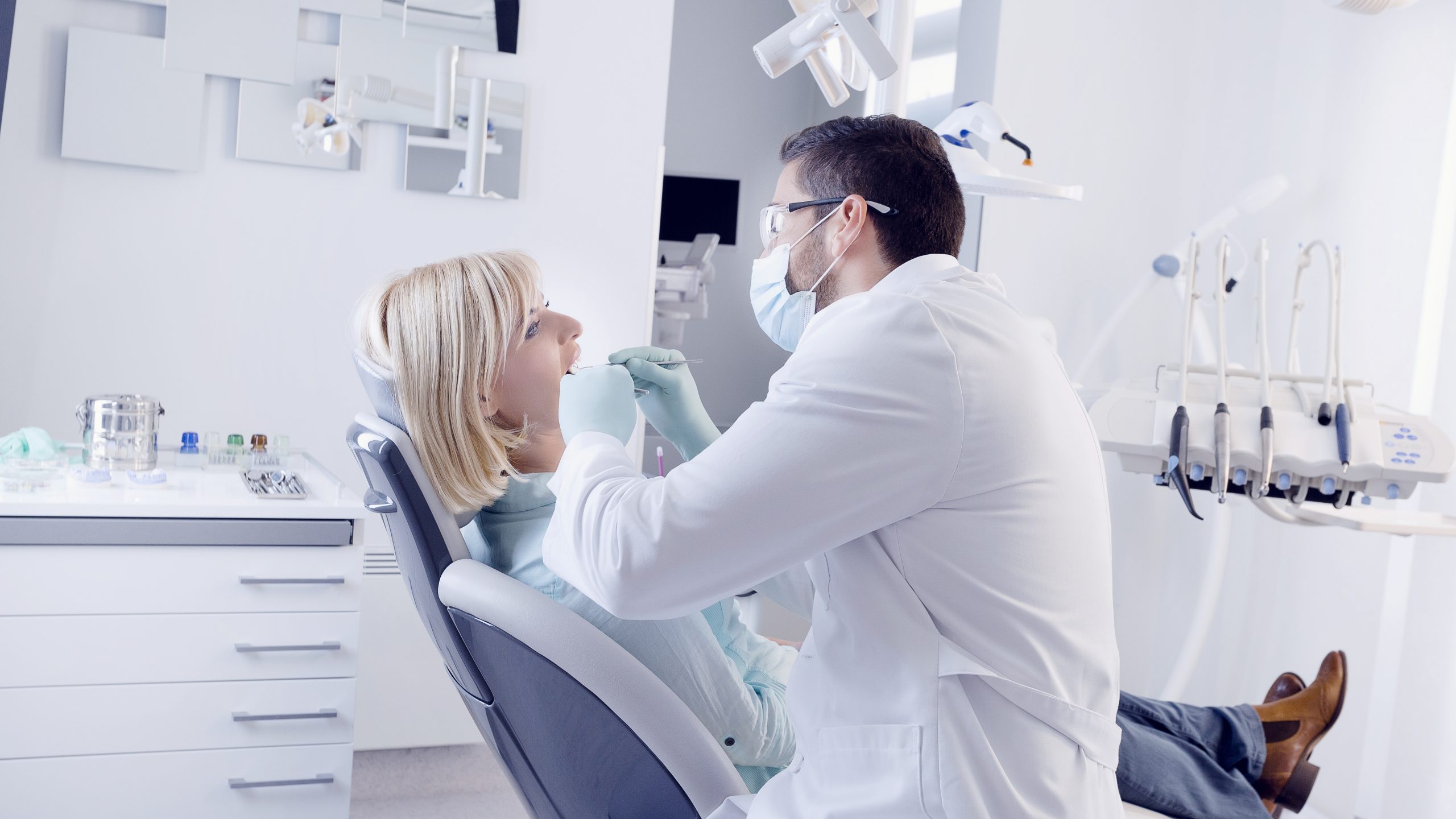 Dentist in Lake View, NY